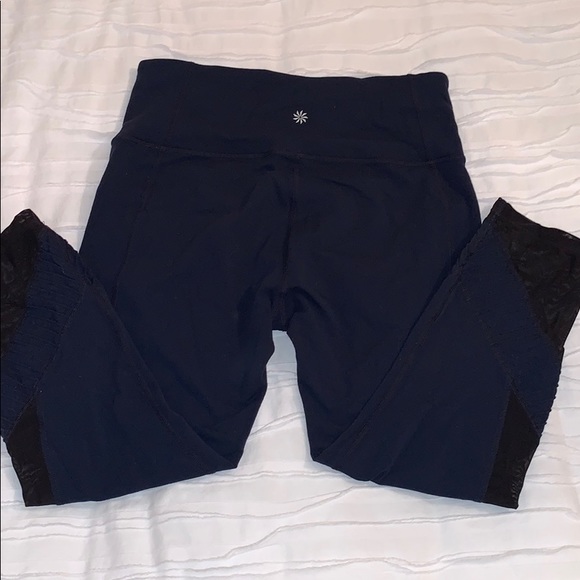 πHPπ Athleta High Rise Pintucks Chaturanga - Picture 4 of 4